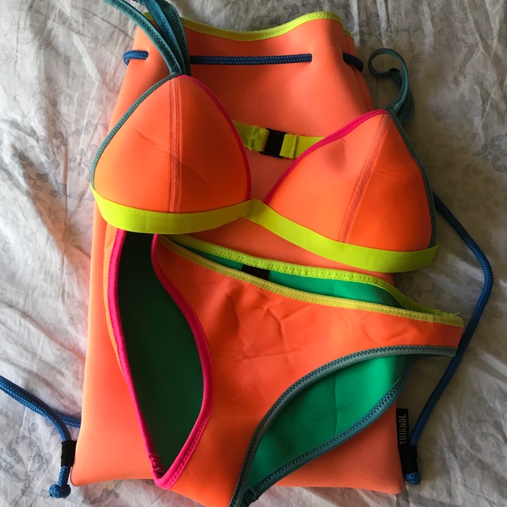 Triangl Bikini